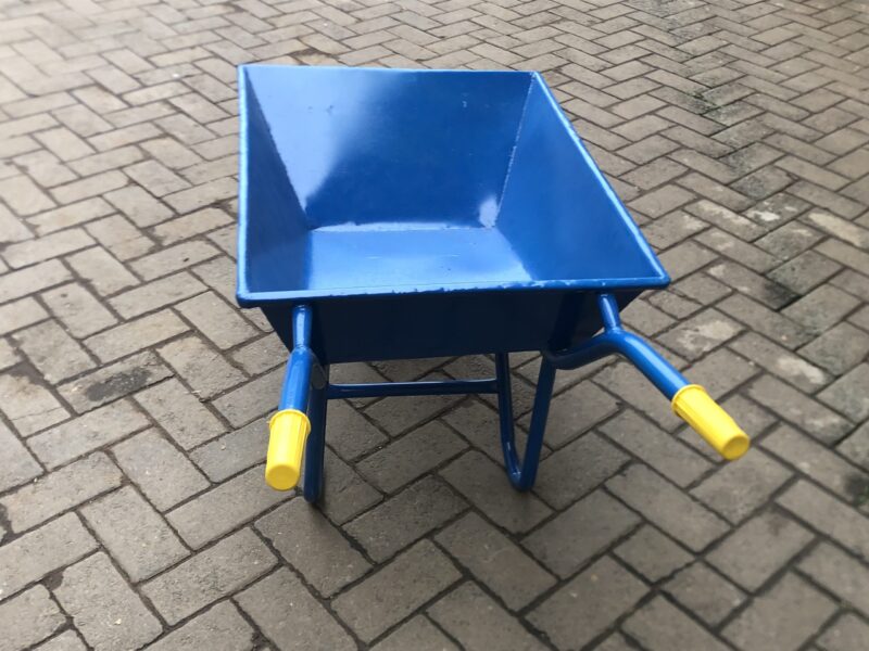 Wheelbarrow - Image 11